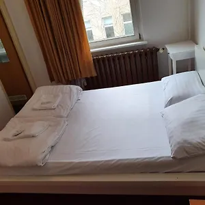 hotel-m.find-berlin-hotels.com/