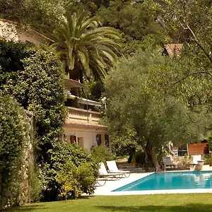 https://chambre-dhote-chez-dany-mougins.fr-provencehotel.com