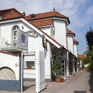 Passzio Panzio Gasthof Budapest